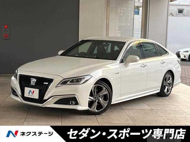 2019 Toyota Crown Hybrid
