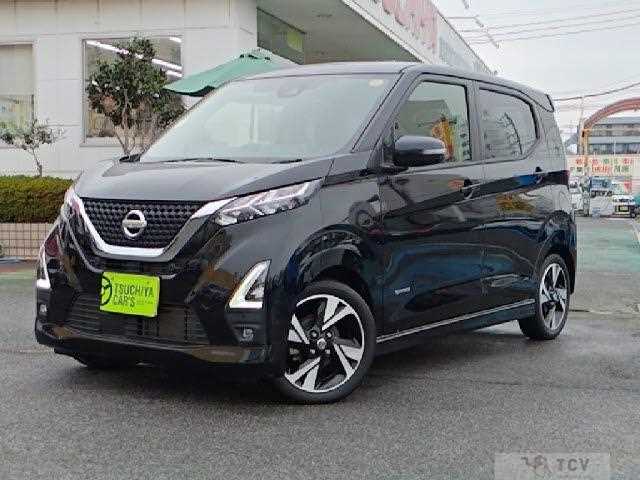 2022 Nissan Nissan Others