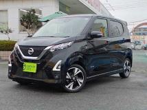 2022 Nissan Nissan Others