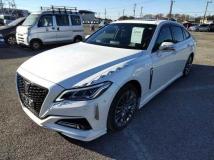 2020 Toyota Crown Hybrid