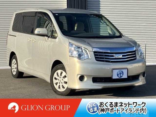 2013 Toyota Noah