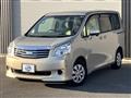 2013 Toyota Noah