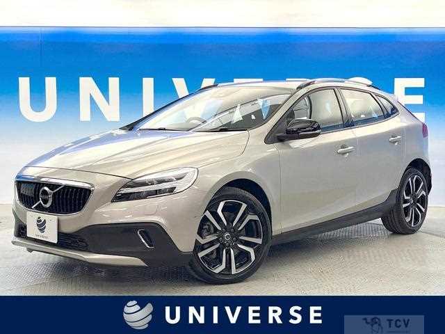 2017 Volvo V40