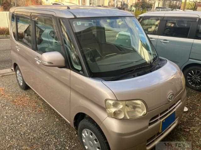2010 Daihatsu Tanto