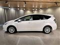 2011 Toyota PRIUS α