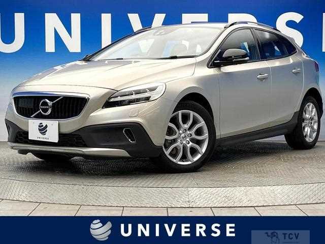 2017 Volvo V40