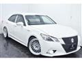 2013 Toyota Crown Hybrid