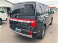 2023 Mitsubishi Delica D5