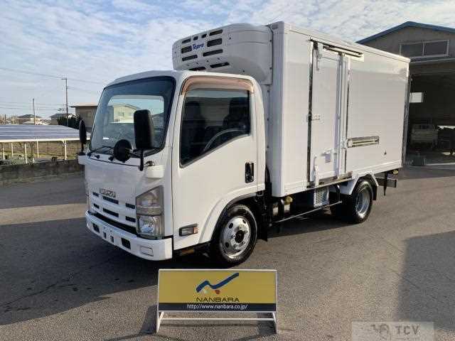 2011 Isuzu Elf Truck