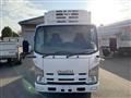 2011 Isuzu Elf Truck