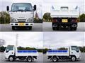 2020 Isuzu Elf Truck