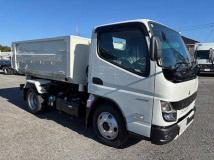 2025 Mitsubishi Fuso Canter