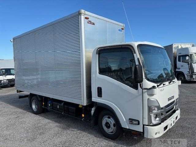 2022 Isuzu Elf Truck