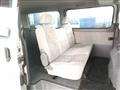 2006 Nissan Caravan Bus