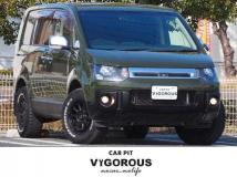 2010 Mitsubishi Delica D5