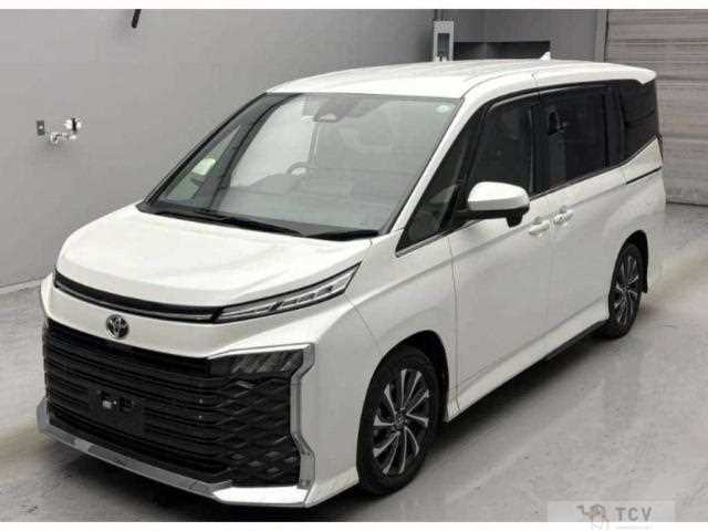 2022 Toyota Voxy