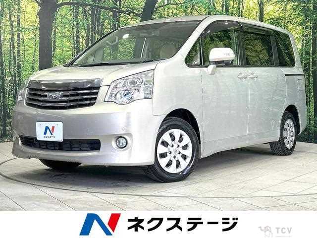 2010 Toyota Noah