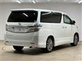 2013 Toyota Vellfire