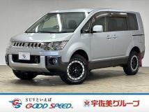 2014 Mitsubishi Delica D5