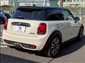2018 BMW MINI