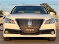 2013 Toyota Crown Hybrid