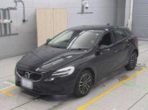 2017 Volvo V40