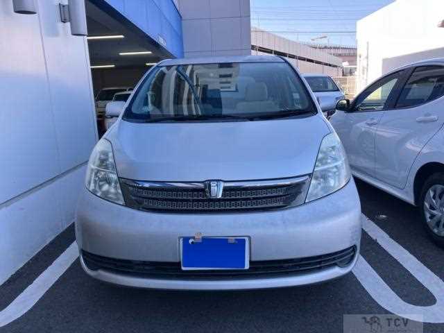 2005 Toyota Isis