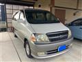 2001 Toyota Granvia