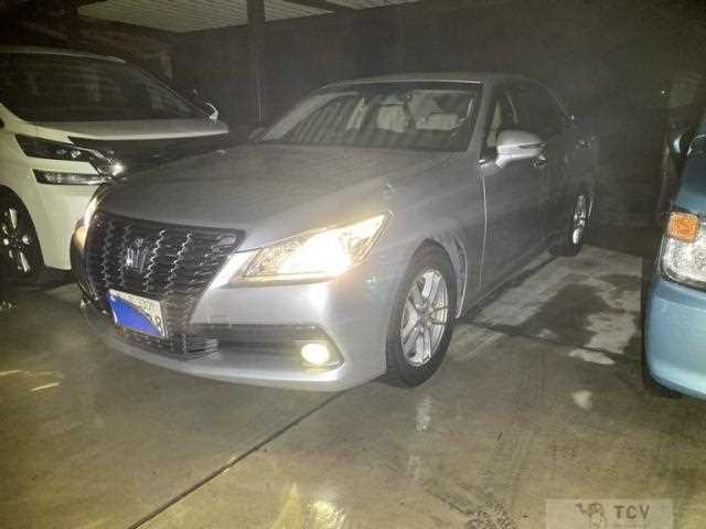 2014 Toyota Crown