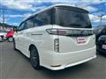 2017 Nissan Elgrand