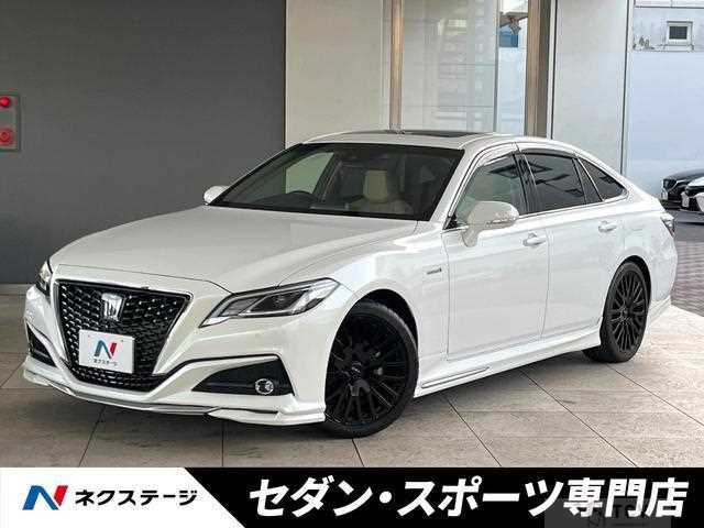 2018 Toyota Crown Hybrid