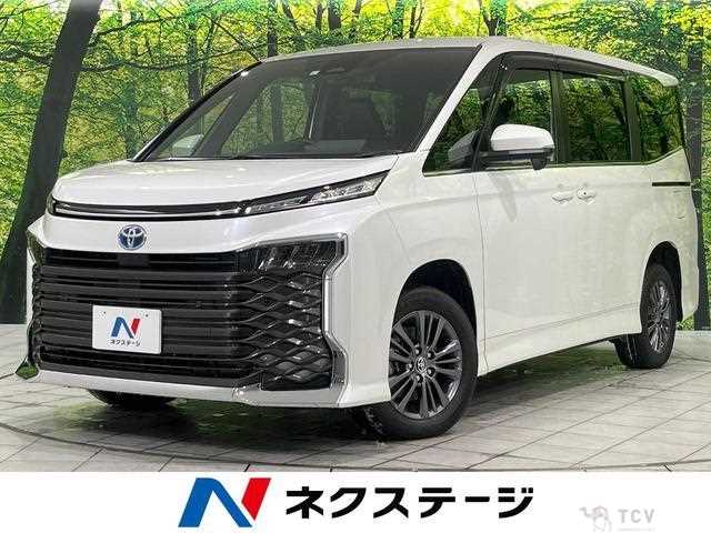 2023 Toyota Voxy