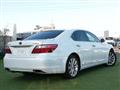 2011 Lexus LS