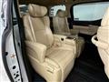 2018 Toyota Alphard Hybrid