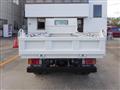 2013 Isuzu Elf Truck