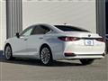 2019 Lexus ES