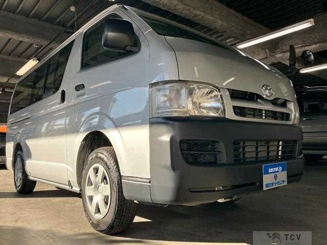 2006 Toyota Hiace Van