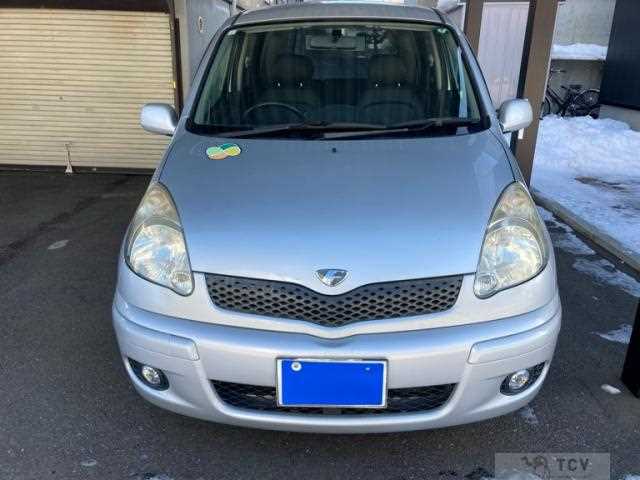 2003 Toyota Fun Cargo