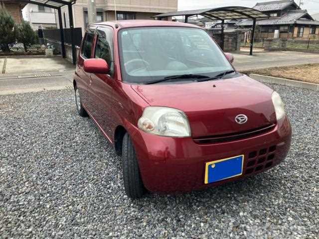 2011 Daihatsu Esse