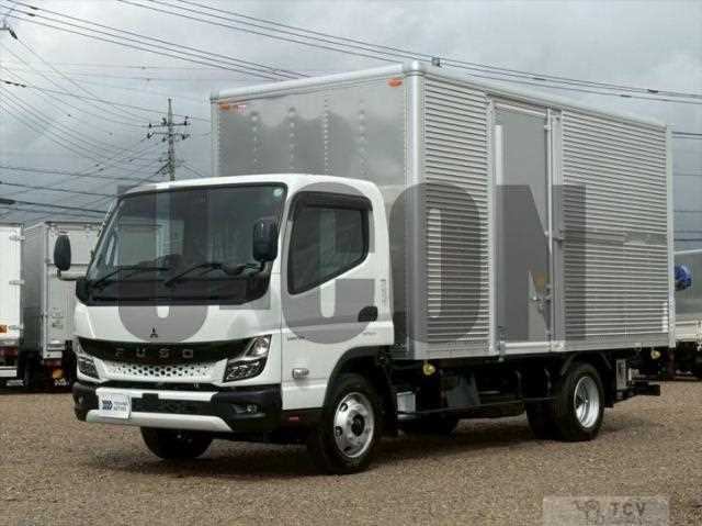 2025 Mitsubishi Fuso Canter