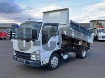 2013 Isuzu Elf Truck
