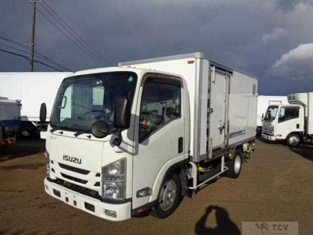 2017 Isuzu Elf Truck