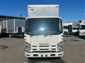 2014 Isuzu Elf Truck