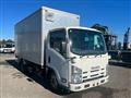 2014 Isuzu Elf Truck