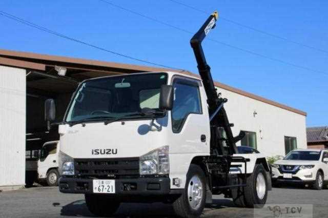 2011 Isuzu Elf Truck