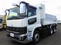 2025 Mitsubishi Fuso Super Great