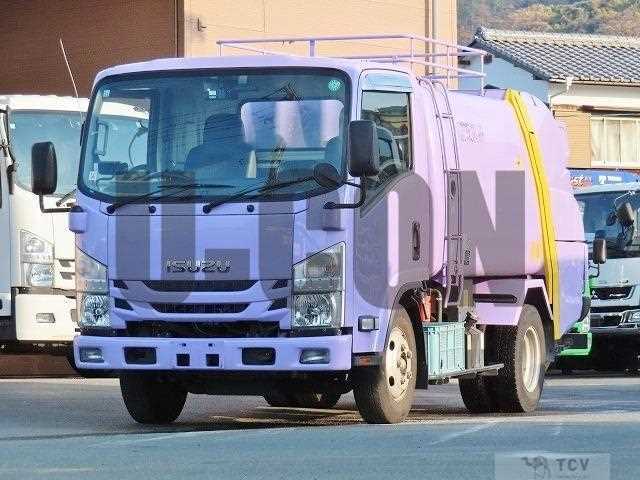 2017 Isuzu Elf Truck