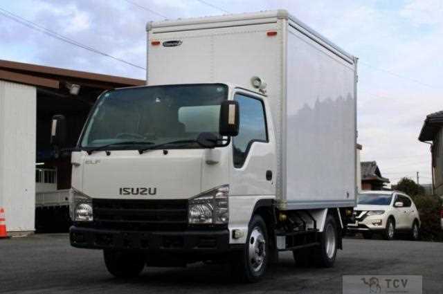 2013 Isuzu Elf Truck
