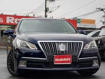 2013 Toyota Crown Hybrid
