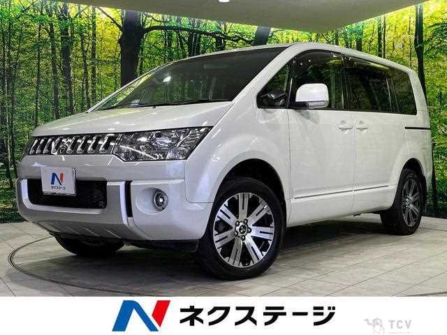2014 Mitsubishi Delica D5